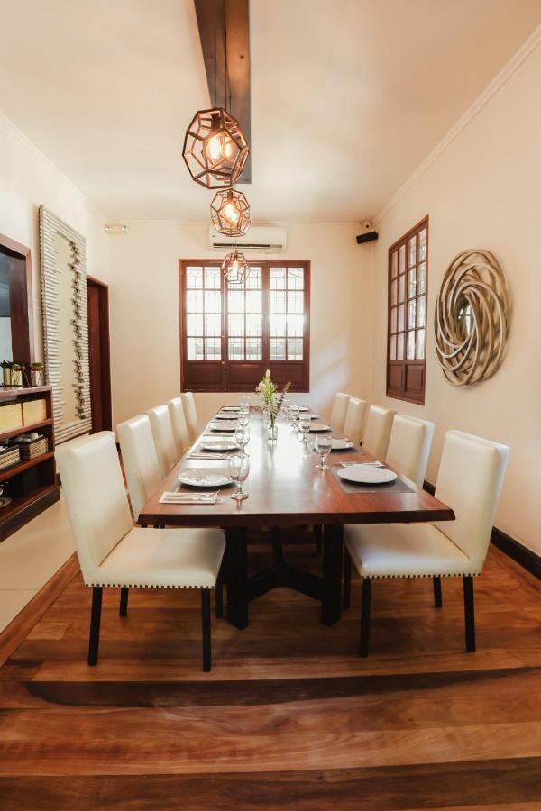 The Bourke Hotel 达沃 外观 照片